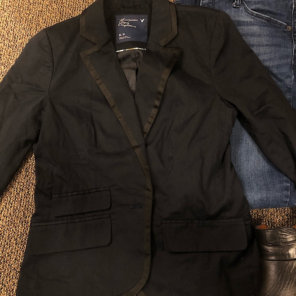 Navy American Eagle Blazer w/ Satin Lined Lapel